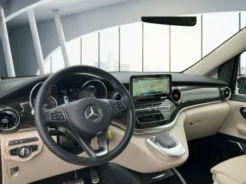 MERCEDES-BENZ V 300 EAV 4-m LED AMG Luftfederung Standh.