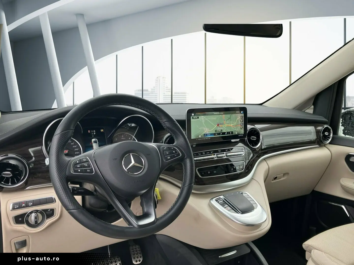 MERCEDES-BENZ V 300 EAV 4-m LED AMG Luftfederung Standh.