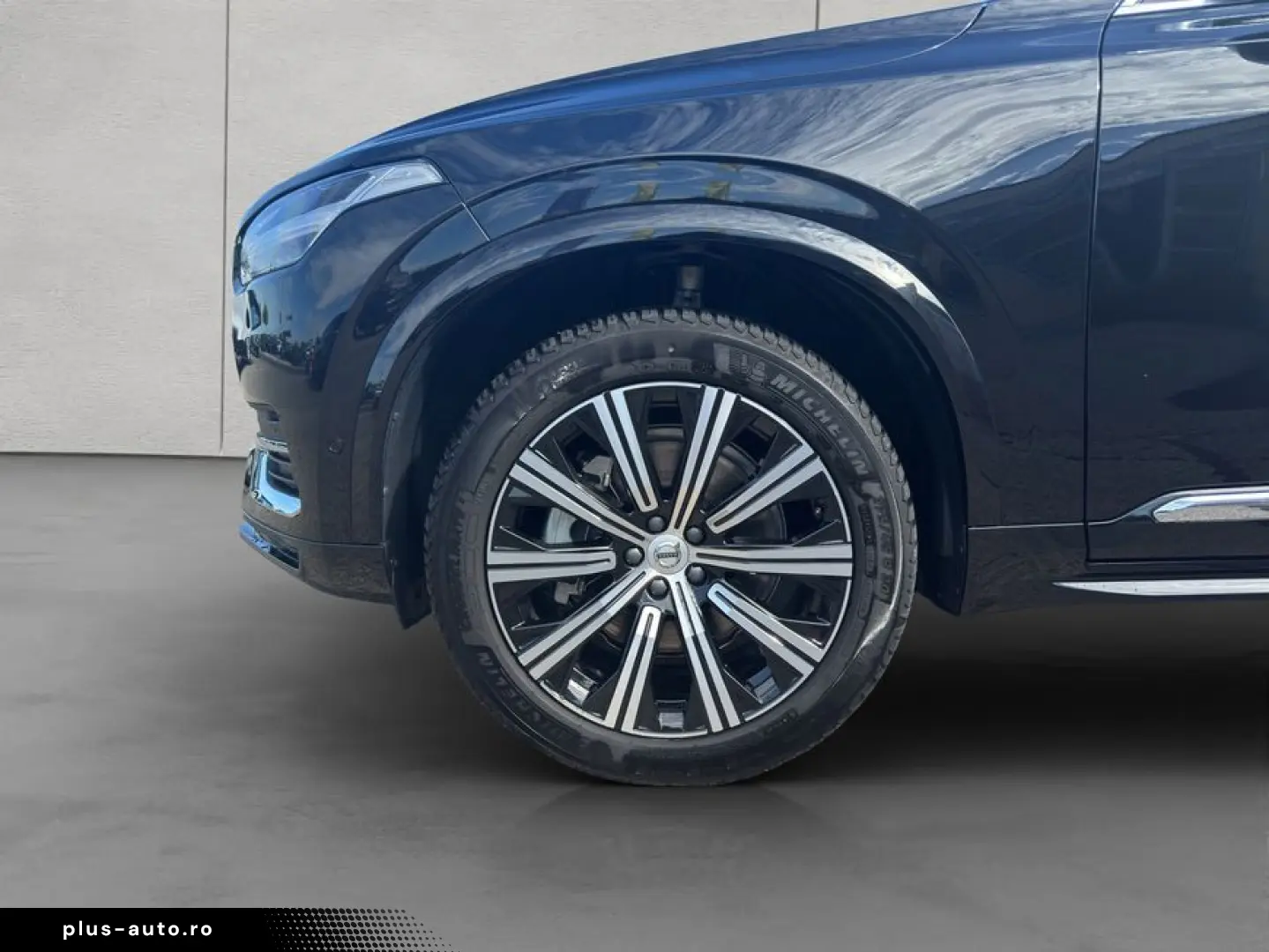 VOLVO XC90 B5 AWD Plus-Bright 7S Glasd Standh 360  AHK