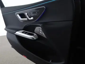 Mercedes-Benz E 220 d T AMG-Line