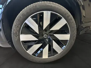 VOLVO XC90 T8 AWD Plug-in Hybrid Ultra Bright