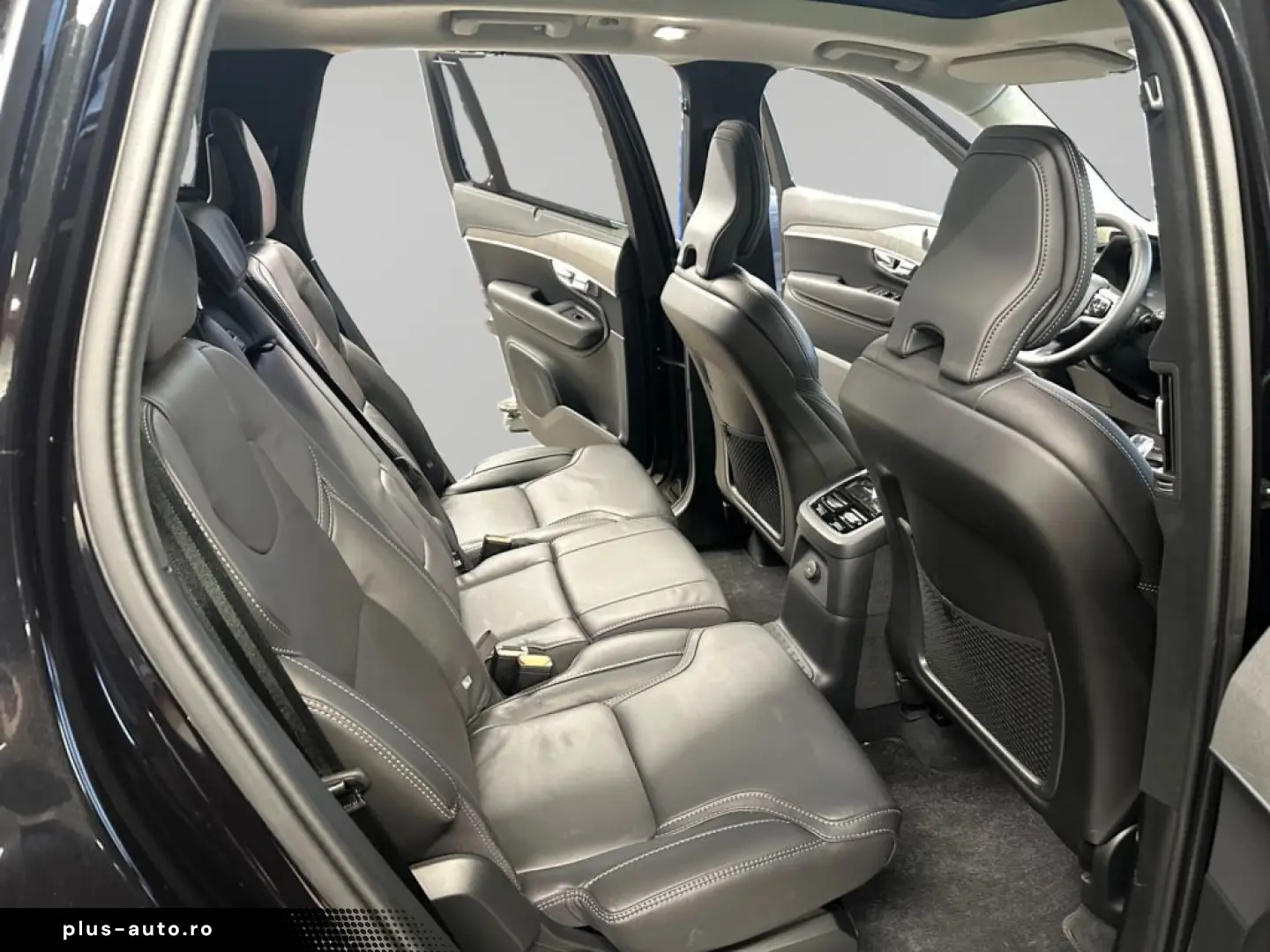 VOLVO XC90 T8 AWD Plug-in Hybrid Ultra Bright