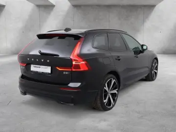 VOLVO XC60 B5 AWD Ultra Dark LUFTFAHRWERK   AHK   B&W