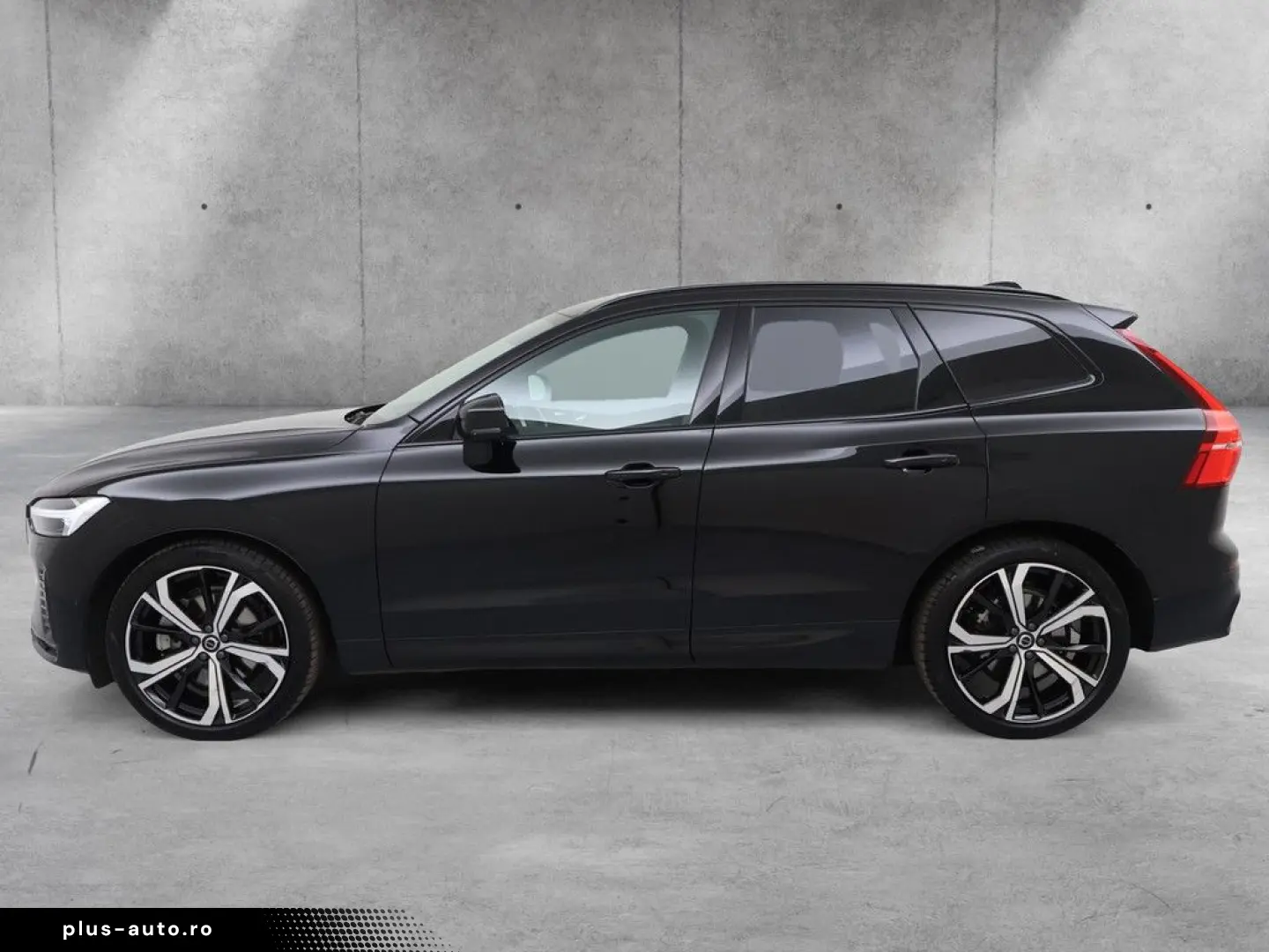 VOLVO XC60 B5 AWD Ultra Dark LUFTFAHRWERK   AHK   B&W