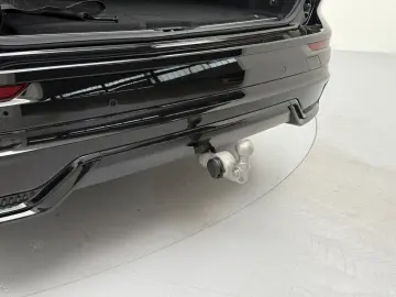 VOLVO XC60 B5 AWD Ultra Dark LUFTFAHRWERK   AHK   B&W