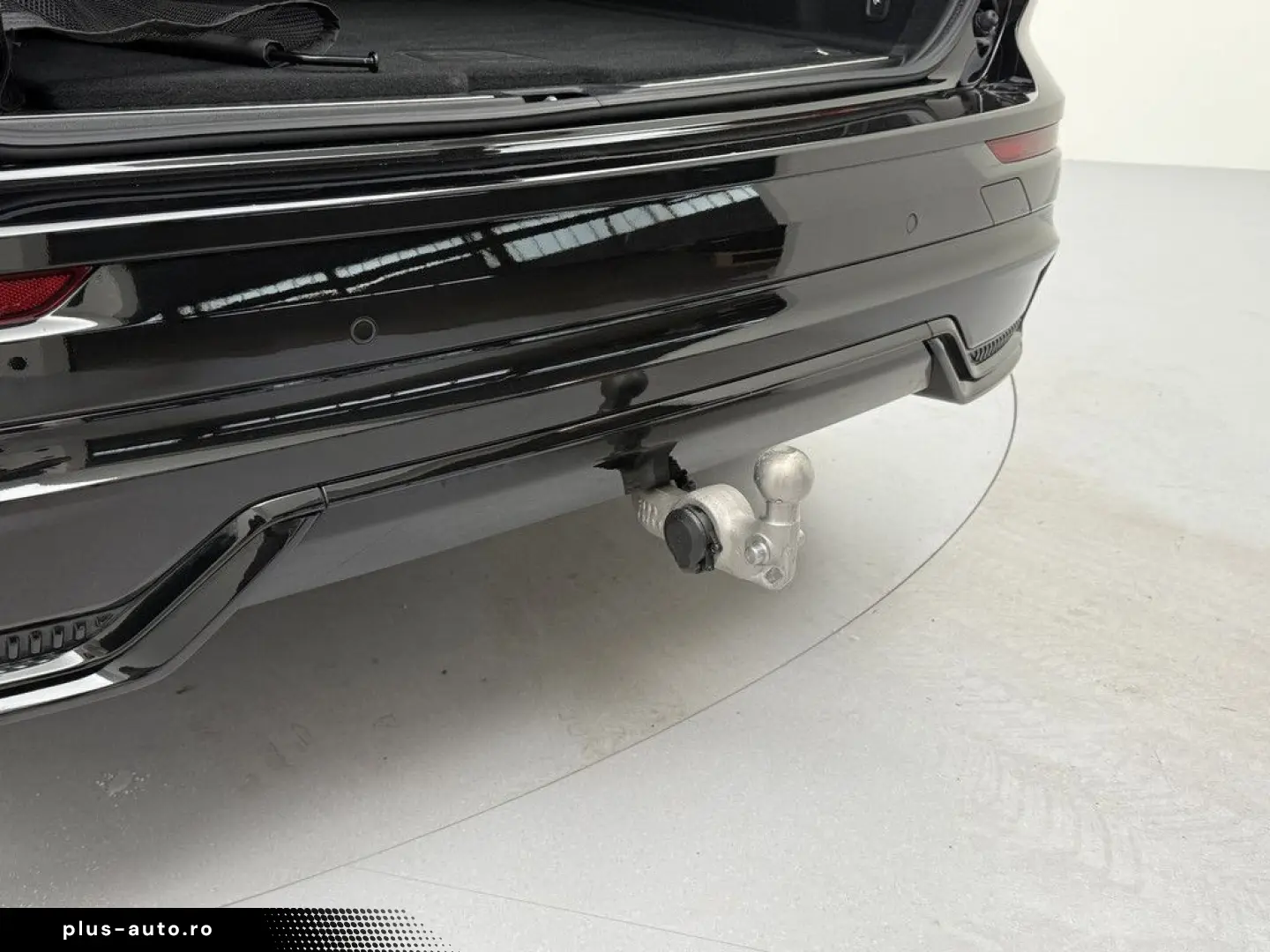 VOLVO XC60 B5 AWD Ultra Dark LUFTFAHRWERK   AHK   B&W