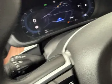 VOLVO XC60 B5 AWD Ultra Dark LUFTFAHRWERK   AHK   B&W