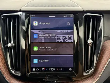 VOLVO XC60 B5 AWD Ultra Dark LUFTFAHRWERK   AHK   B&W