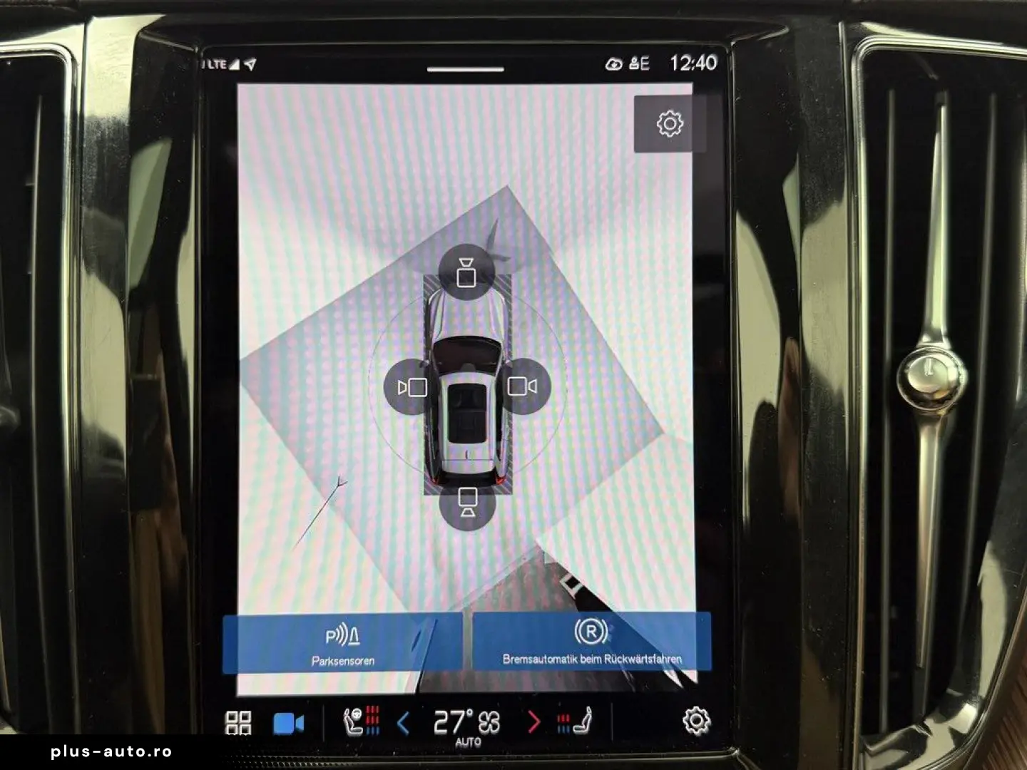 VOLVO XC60 B5 AWD Ultra Dark LUFTFAHRWERK   AHK   B&W