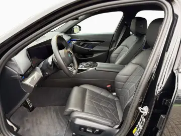 BMW 530 e Lim M SPORT KomSi AdLED AHK