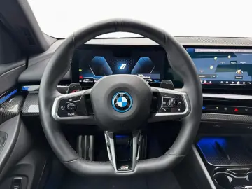 BMW 530 e Lim M SPORT KomSi AdLED AHK