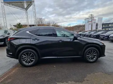 LEXUS NX 450h  E-FOUR Executive Line HUD Leder Navi 36