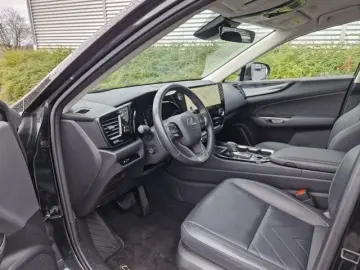 LEXUS NX 450h  E-FOUR Executive Line HUD Leder Navi 36