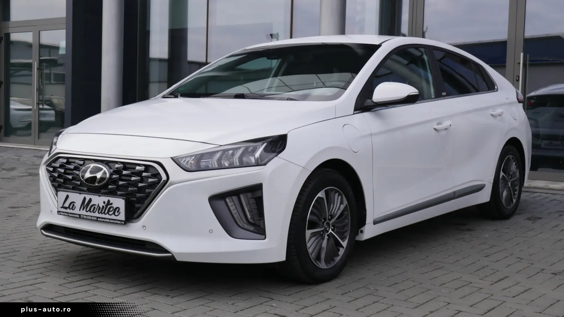 Hyundai IONIQ