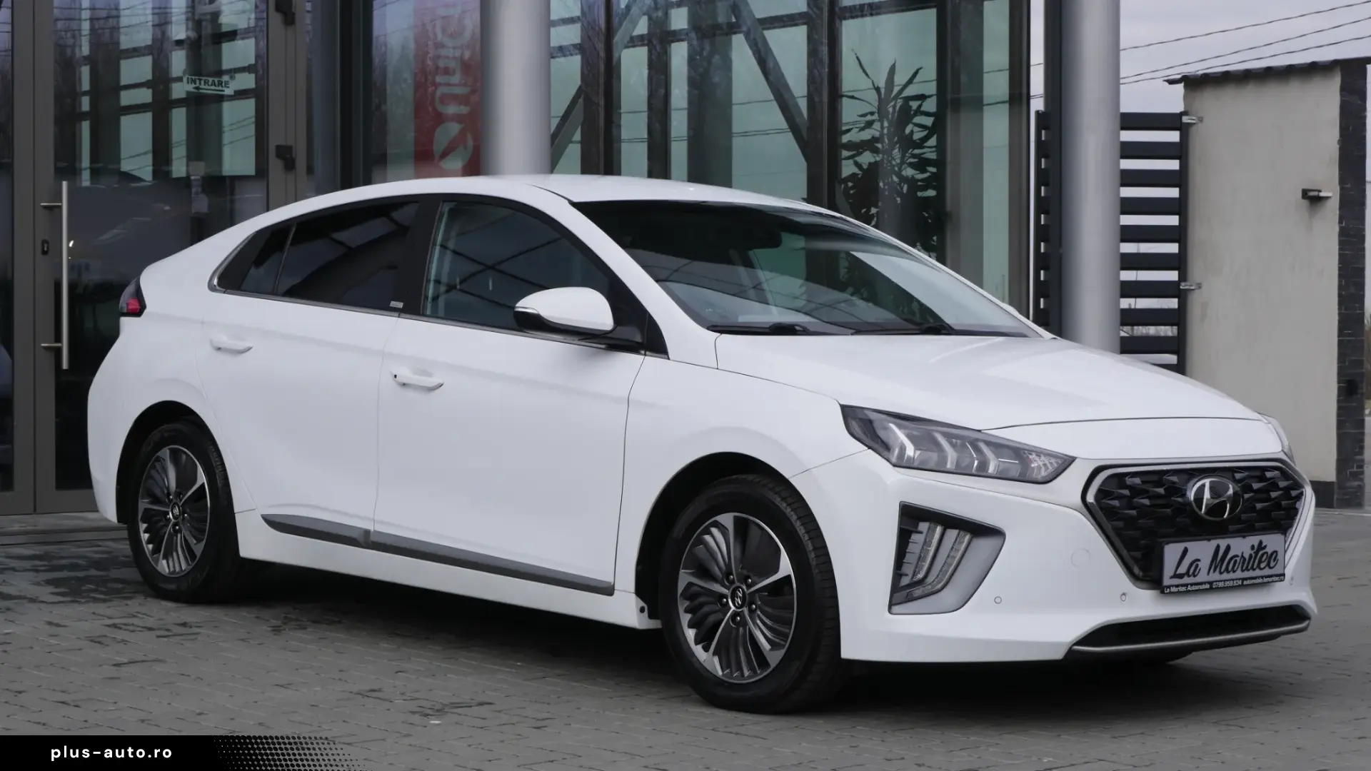 Hyundai IONIQ