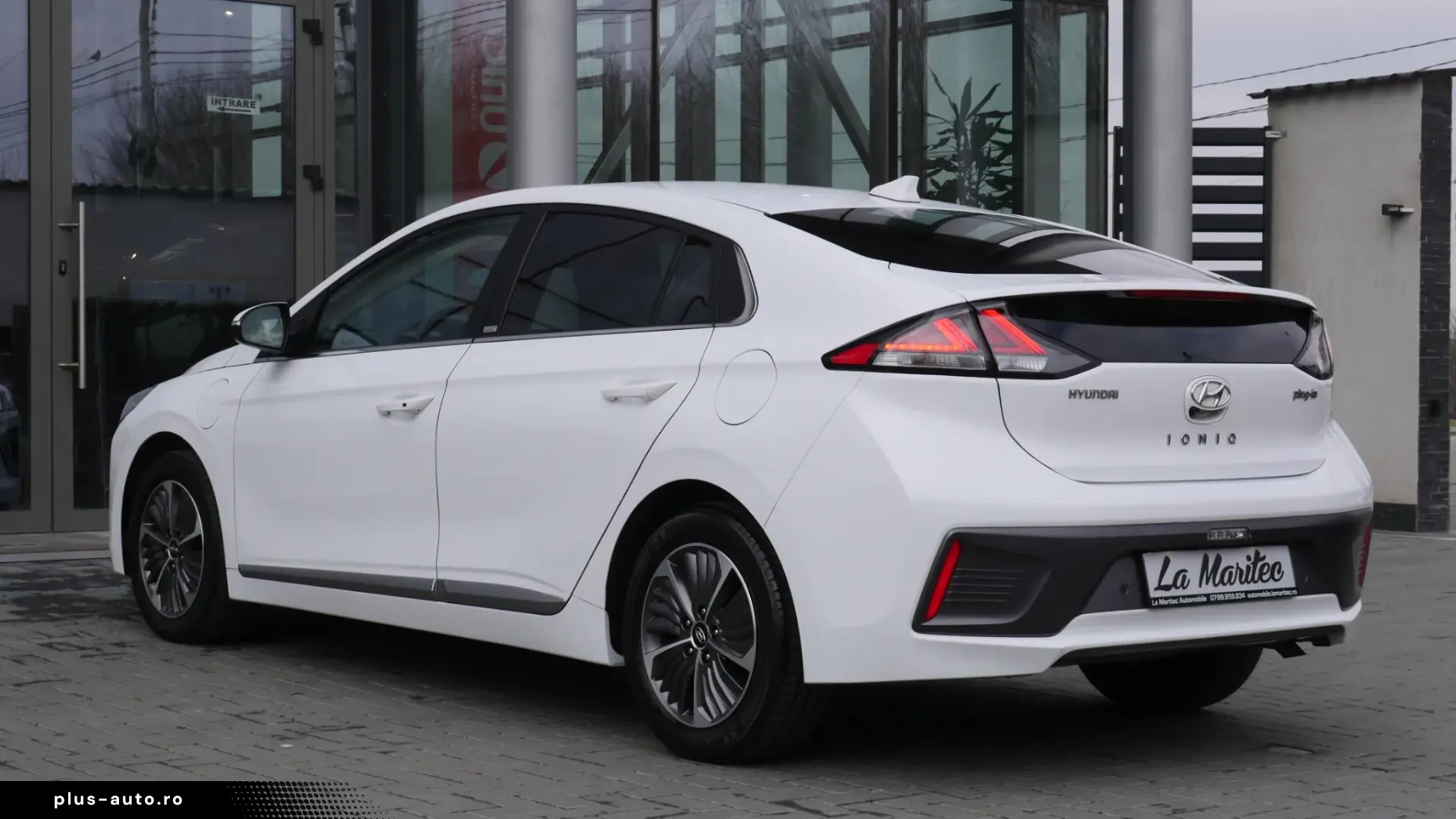 Hyundai IONIQ