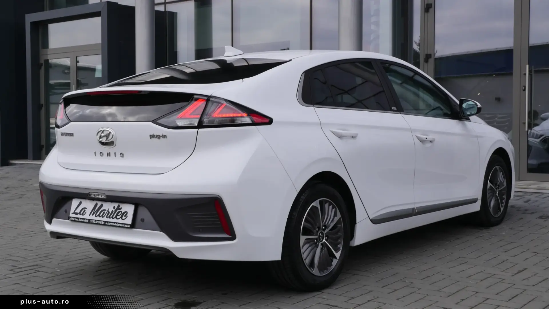 Hyundai IONIQ
