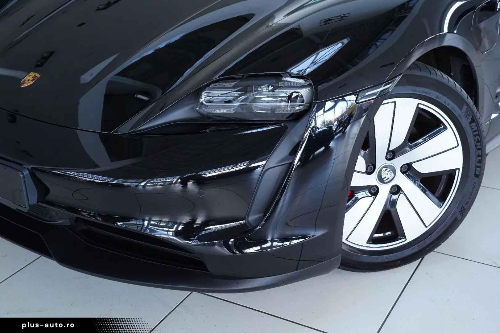 PORSCHE Taycan 4 S HUD BOSE Pano 360 Leder LED