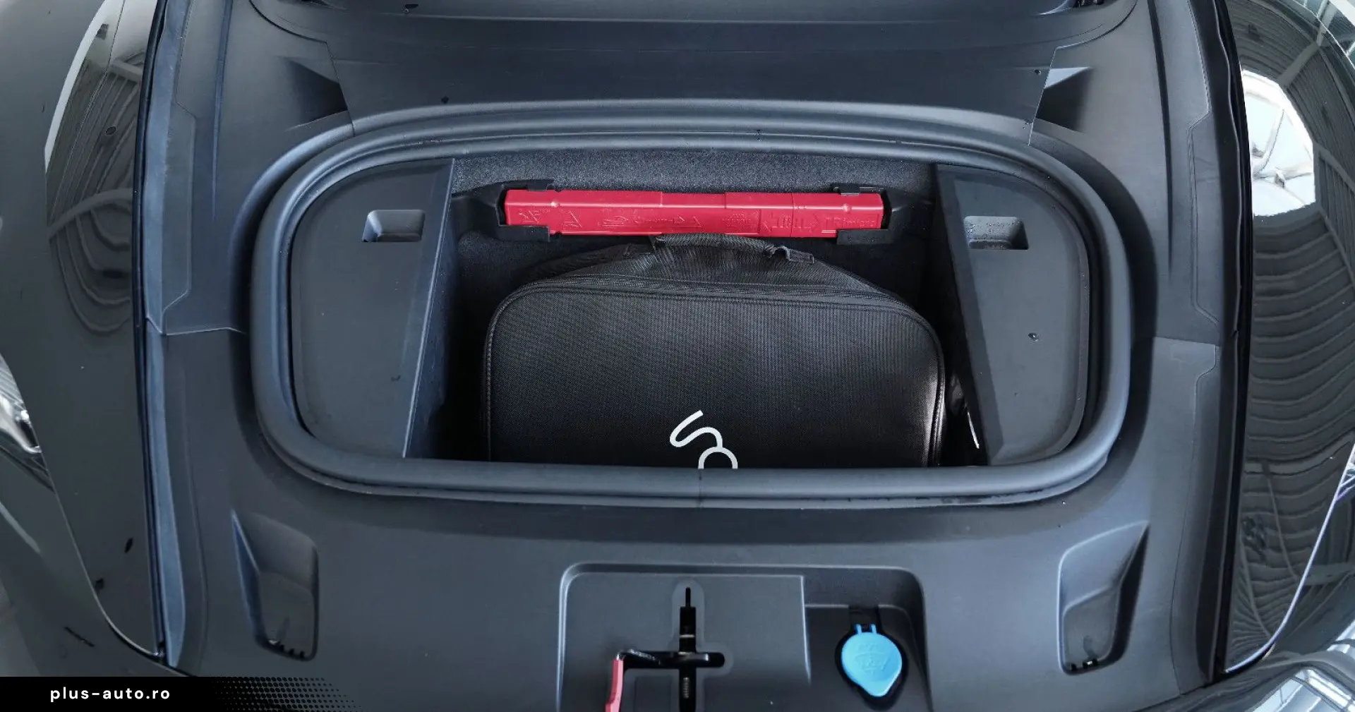 PORSCHE Taycan 4 S HUD BOSE Pano 360 Leder LED