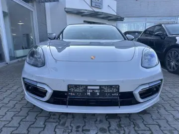 PORSCHE Panamera GTS 4.0  SPORTABGAS PANO HEAD-UP
