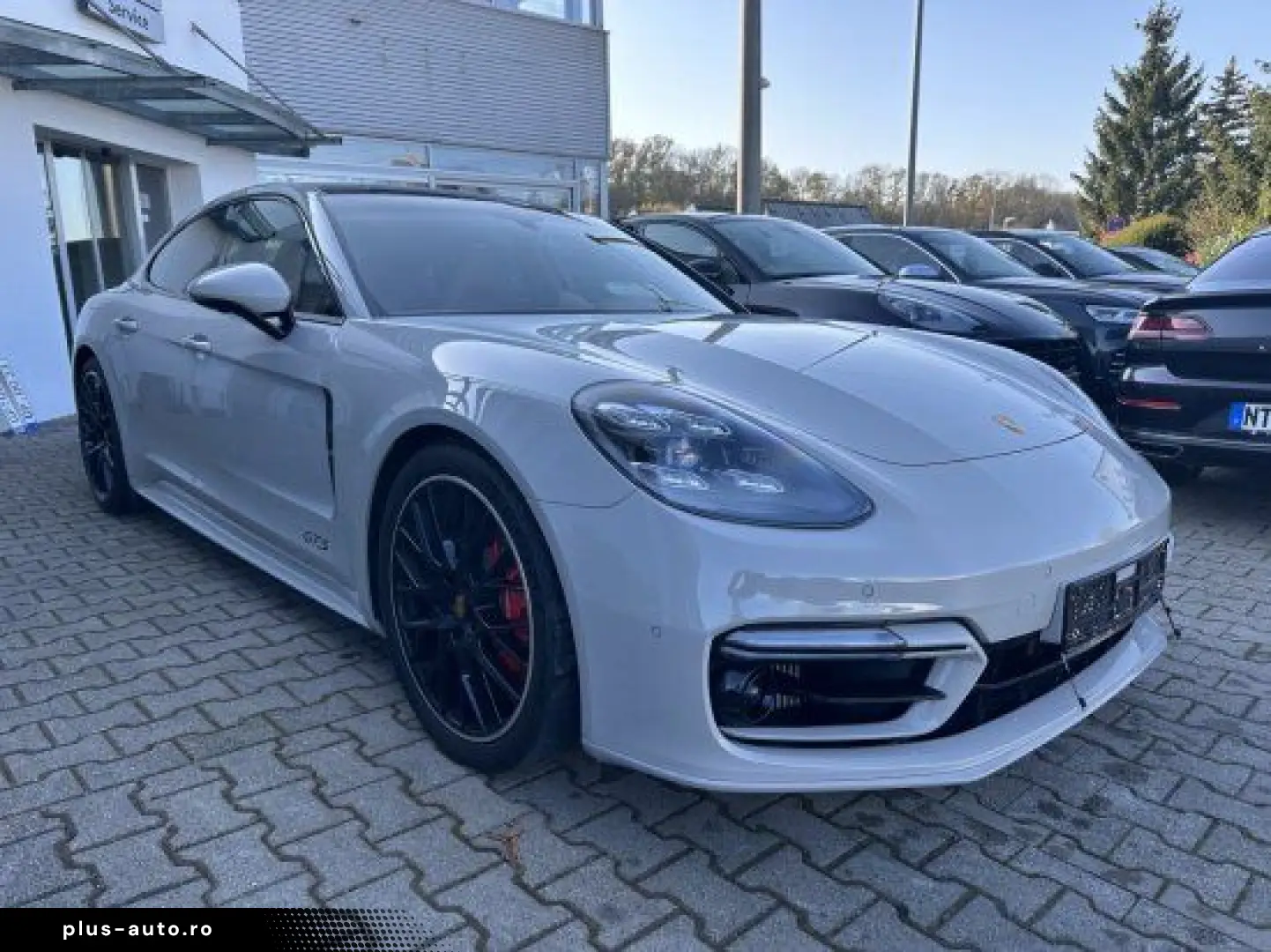 PORSCHE Panamera GTS 4.0  SPORTABGAS PANO HEAD-UP