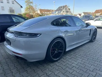 PORSCHE Panamera GTS 4.0  SPORTABGAS PANO HEAD-UP