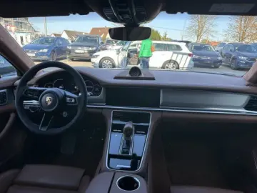 PORSCHE Panamera GTS 4.0  SPORTABGAS PANO HEAD-UP