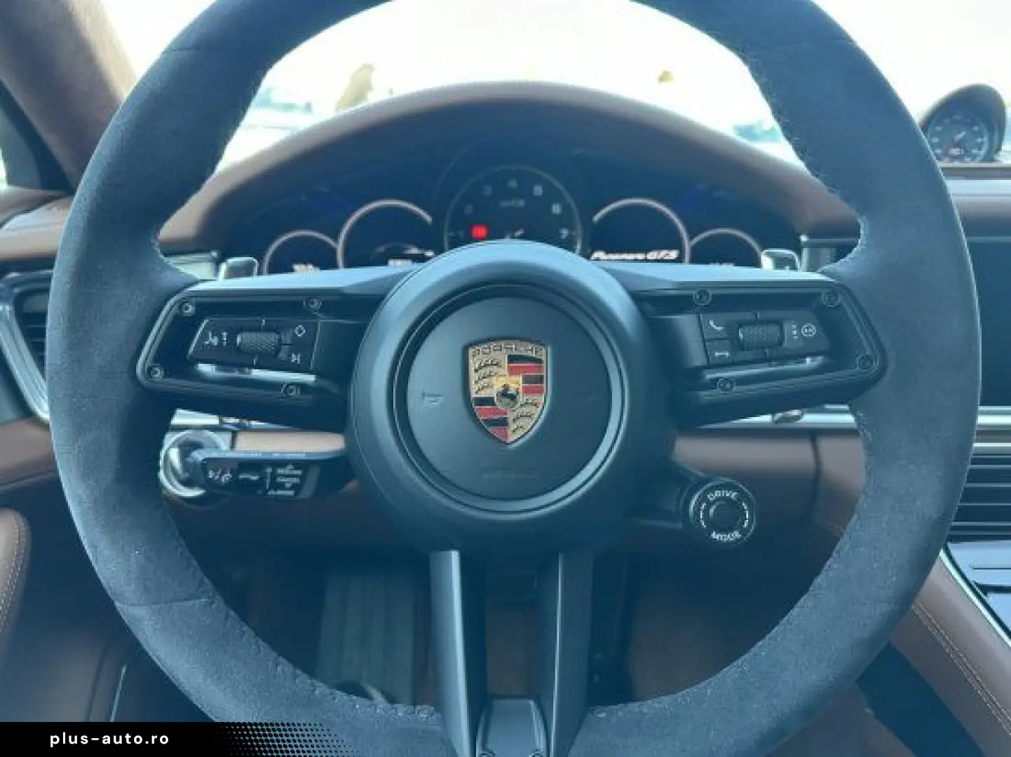 PORSCHE Panamera GTS 4.0  SPORTABGAS PANO HEAD-UP
