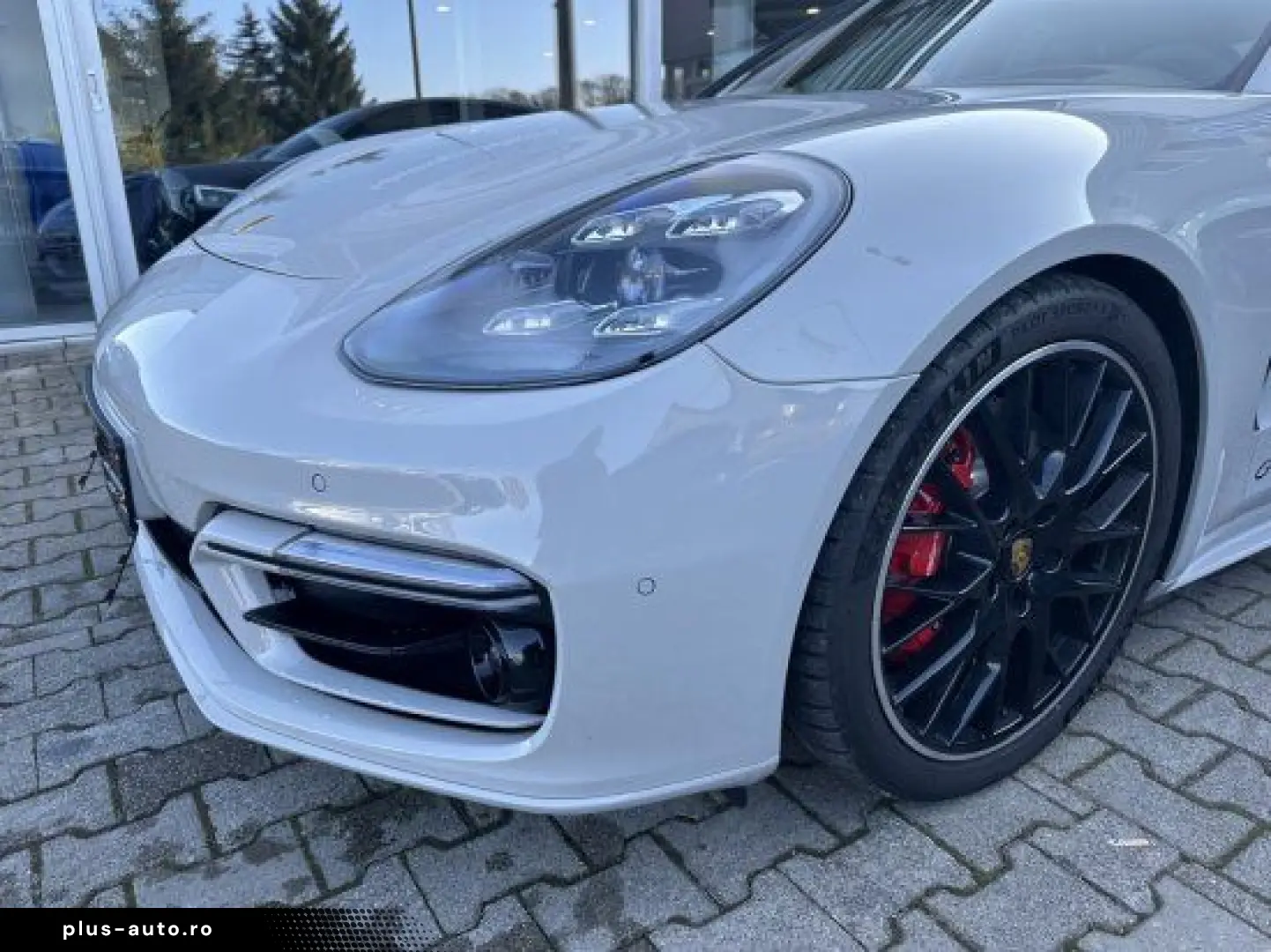 PORSCHE Panamera GTS 4.0  SPORTABGAS PANO HEAD-UP