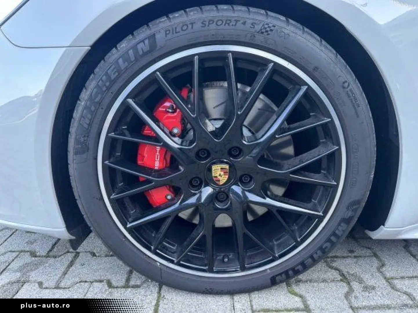 PORSCHE Panamera GTS 4.0  SPORTABGAS PANO HEAD-UP