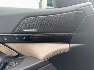 BMW 530 e M Sport DAPr PA  H K LCPr 19