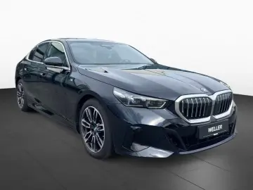 BMW 530 e M Sport DAPr PA  H K LCPr 19