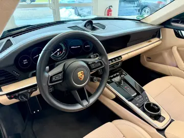 PORSCHE 911 992 Targa 4S Heritage Design Edition PTS