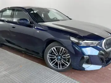 BMW 530 e LIMOUSINE M SPORT SHADOW