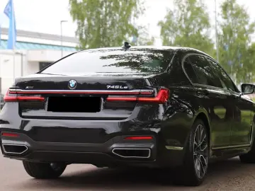 BMW 745 Le xDrive Bowers & Wilkins   Night Vision