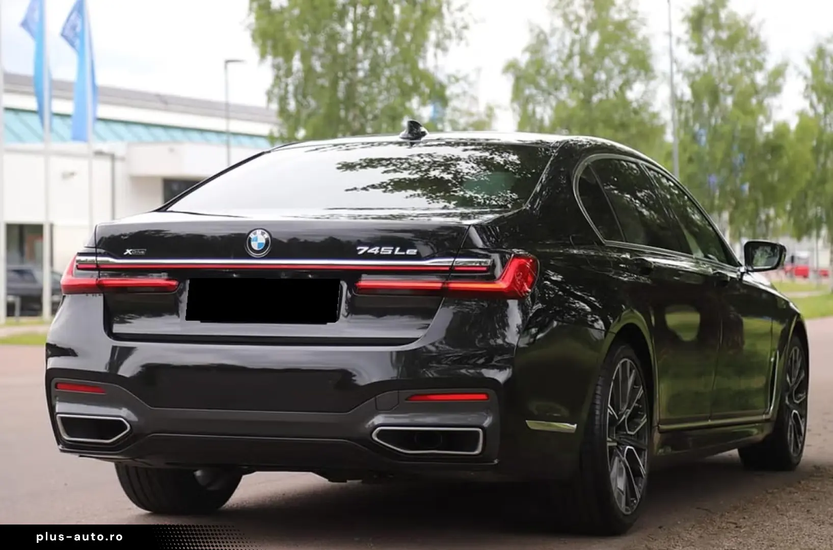 BMW 745 Le xDrive Bowers & Wilkins   Night Vision