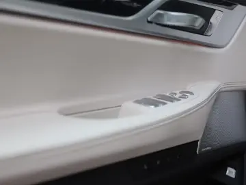 BMW 745 Le xDrive Bowers & Wilkins   Night Vision