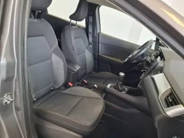 RENAULT CAPTUR 1.3 TCe MHEV 140CP techno