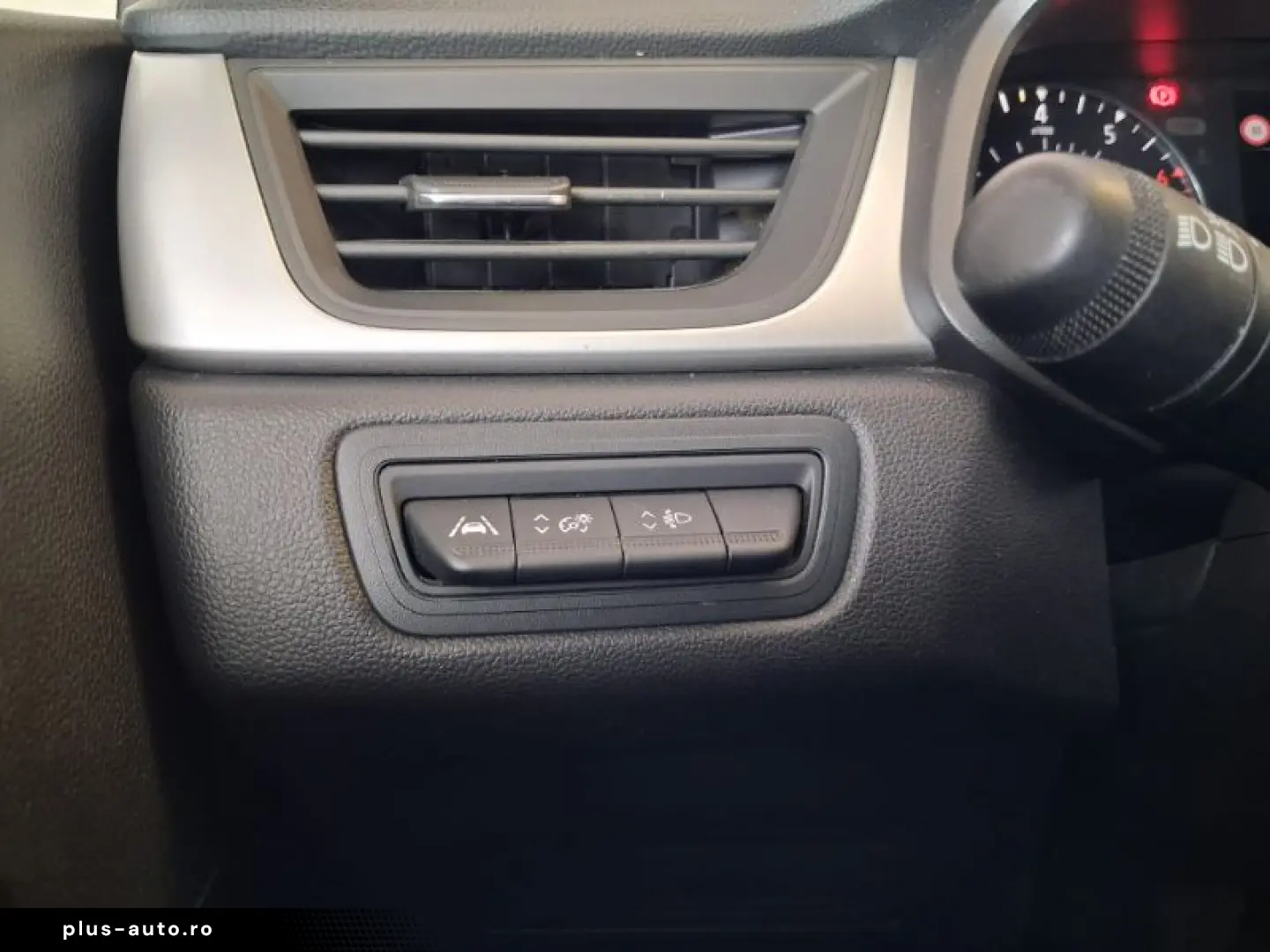 RENAULT CAPTUR 1.3 TCe MHEV 140CP techno