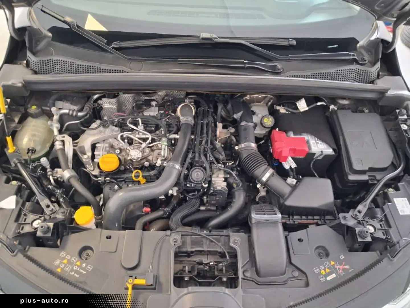 RENAULT CAPTUR 1.3 TCe MHEV 140CP techno