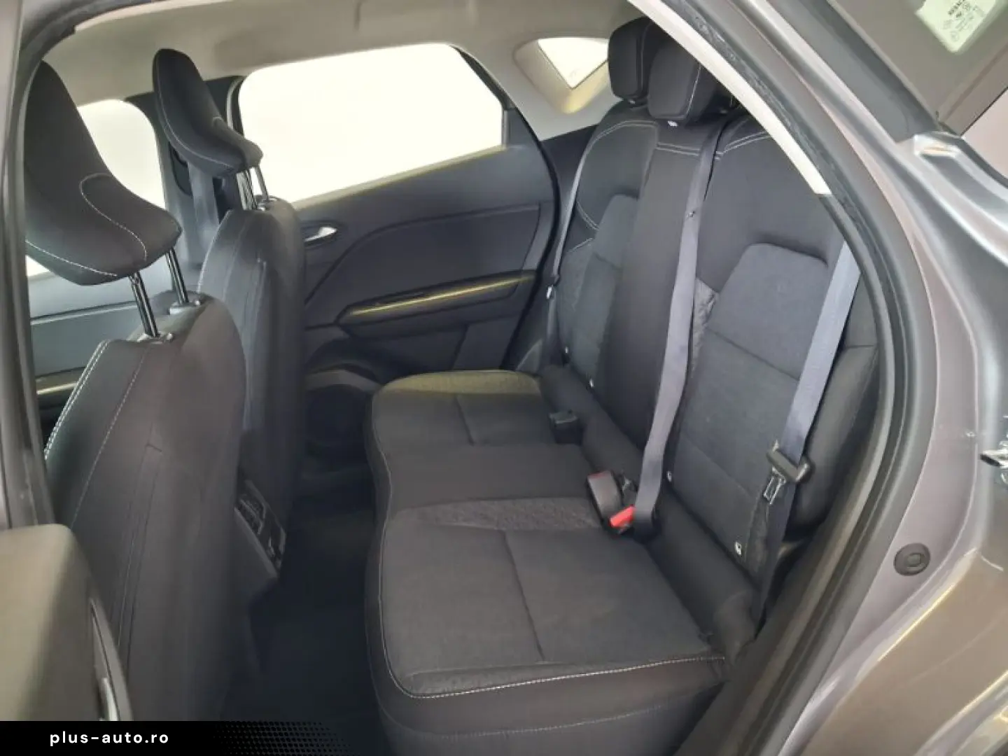 RENAULT CAPTUR 1.3 TCe MHEV 140CP techno