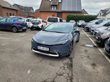 TOYOTA Prius Plug-In 2.0 Hybrid Executive  neues Modell