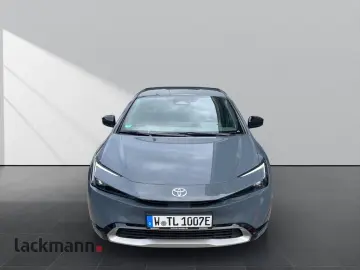 TOYOTA Prius 2.0 Plug-in Hybrid Executive LED Navi