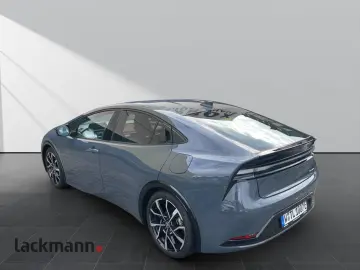 TOYOTA Prius 2.0 Plug-in Hybrid Executive LED Navi