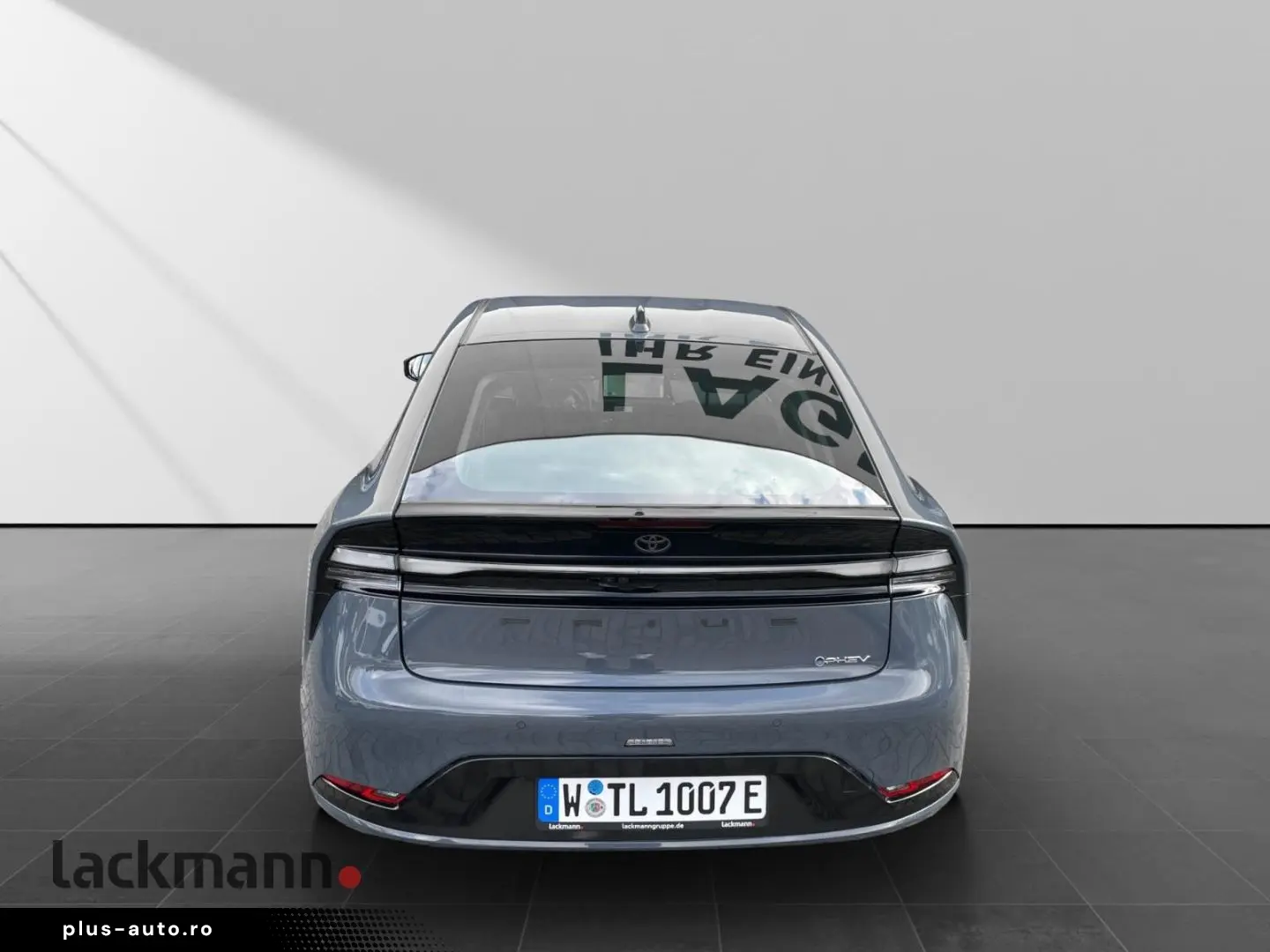 TOYOTA Prius 2.0 Plug-in Hybrid Executive LED Navi