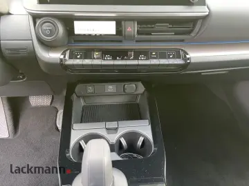 TOYOTA Prius 2.0 Plug-in Hybrid Executive LED Navi