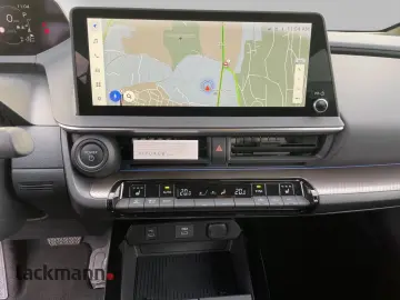 TOYOTA Prius 2.0 Plug-in Hybrid Executive LED Navi