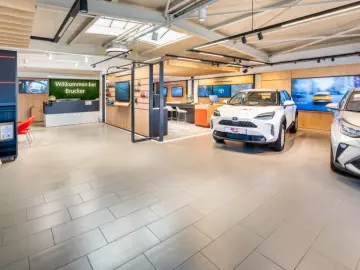 TOYOTA Prius Plug-in Hybrid Executive NAVI LED ACC EPH