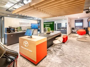 TOYOTA Prius Plug-in Hybrid Executive NAVI LED ACC EPH