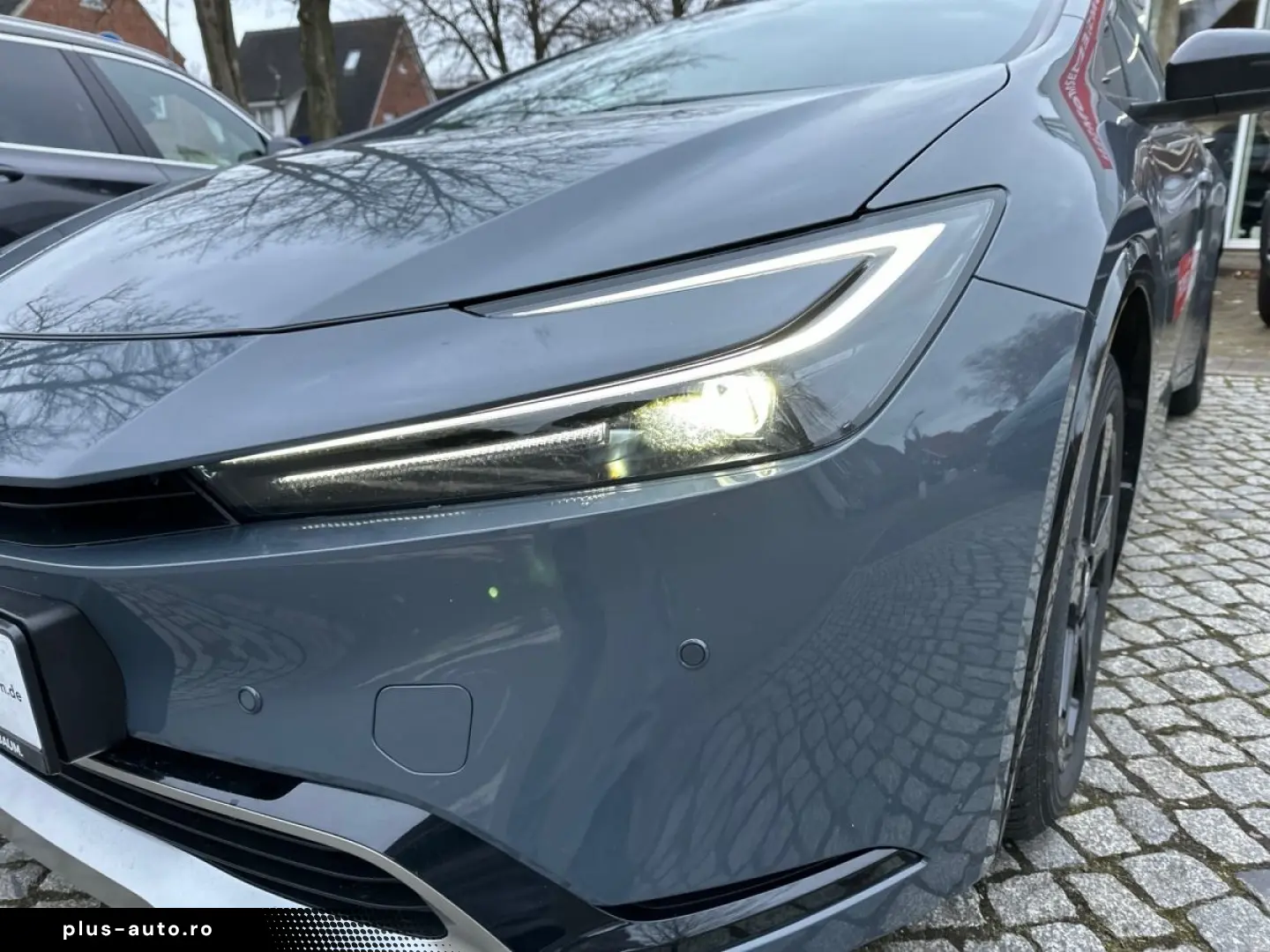 TOYOTA Prius 2.0 Plug-in Executive ACC Navi AUT LED LM